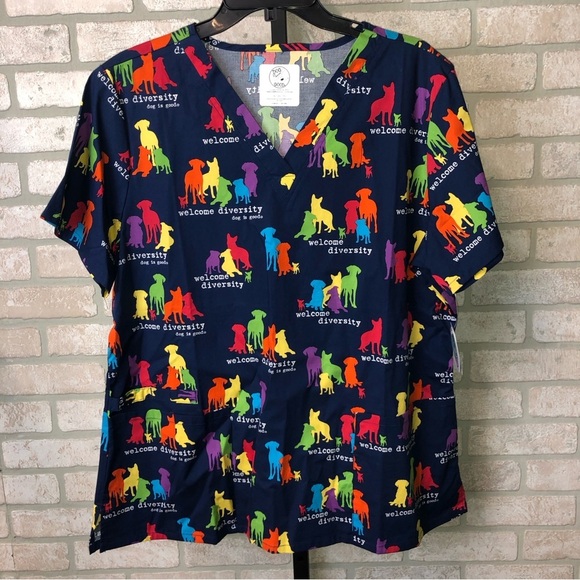 Cherokee Diversity Dog Print Scrub Top - Picture 3 of 9